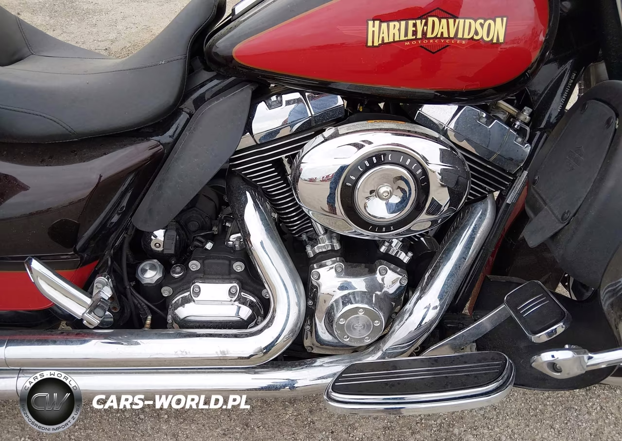2010 Harley-Davidson Flhx VIN:1HD1KB415AB627343 - 8