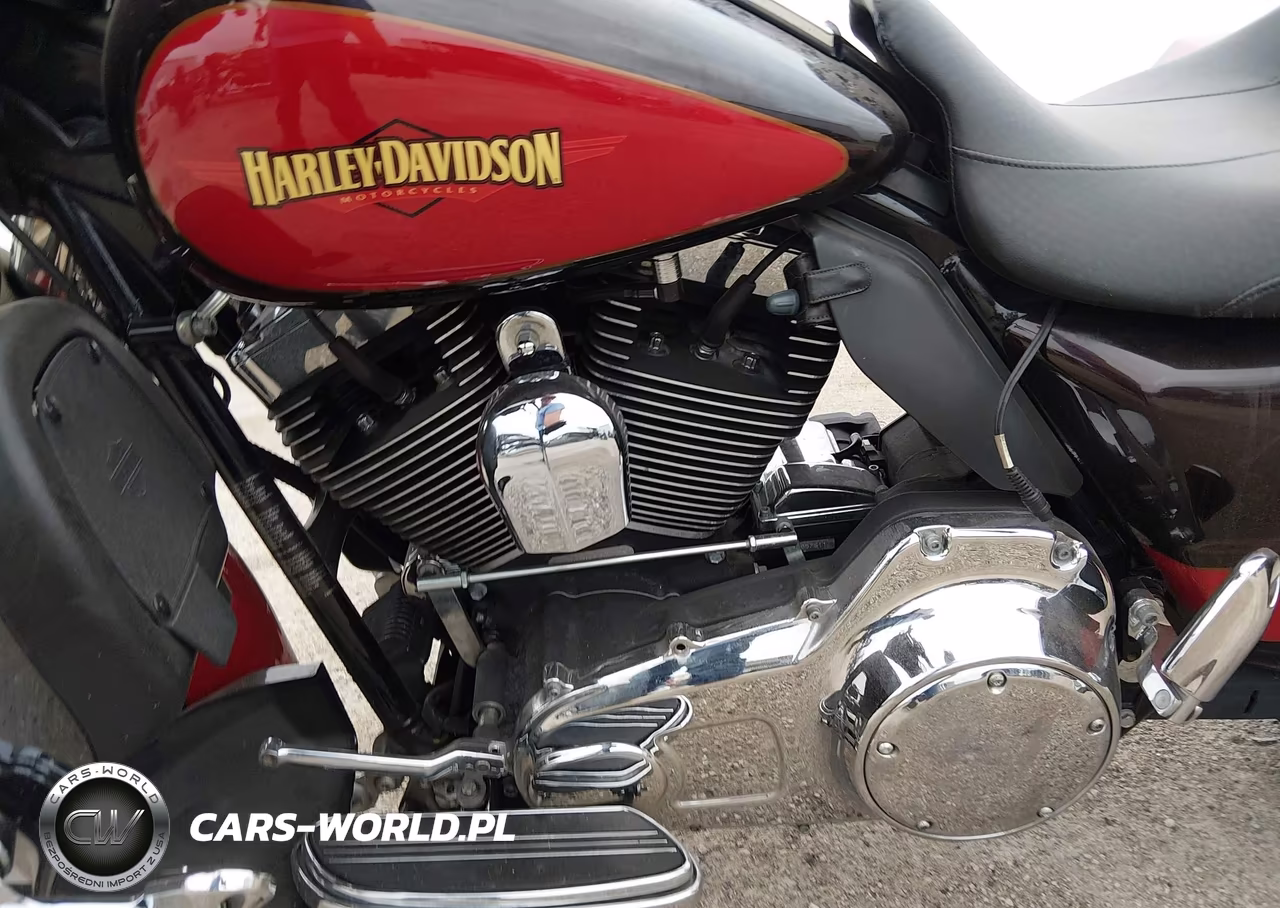 2010 Harley-Davidson Flhx VIN:1HD1KB415AB627343 - 9