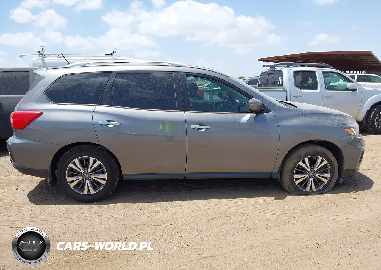 2017 Nissan Pathfinder S VIN:5N1DR2MM5HC641814 - 13