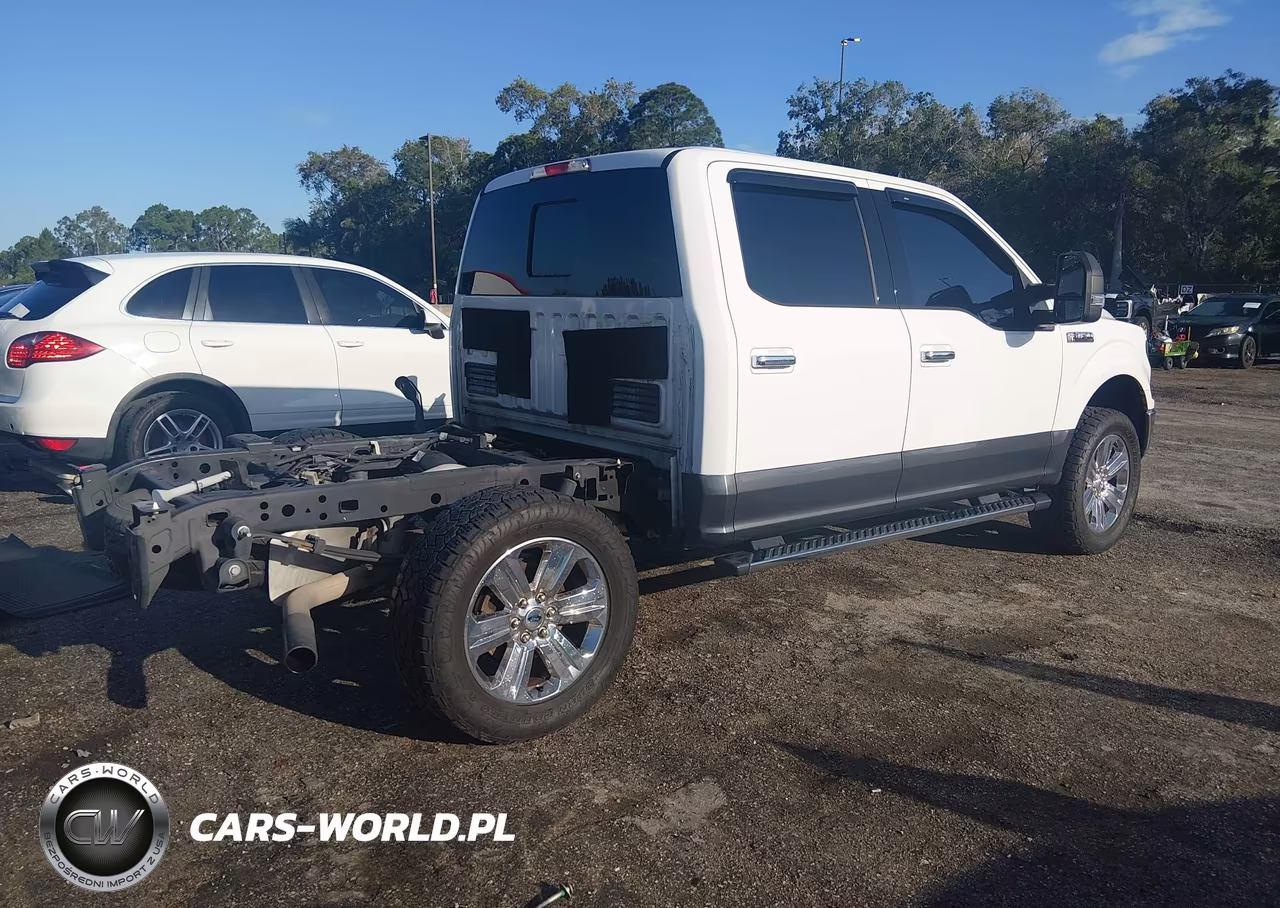 2019 Ford F-150 Xlt VIN:1FTEW1EP0KFA85146 - 4
