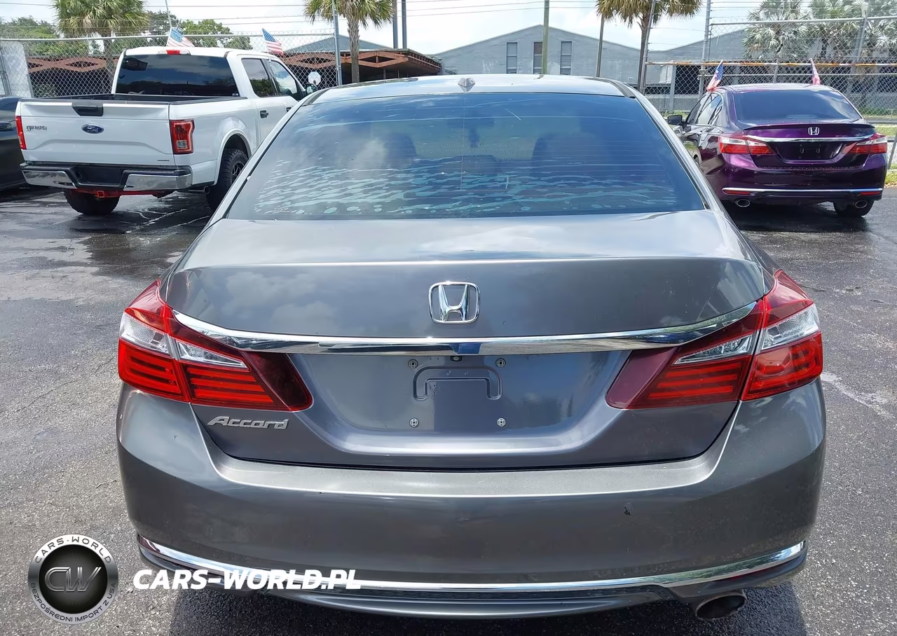 HONDA ACCORD VIN:1HGCR2F86GA050435 - 16