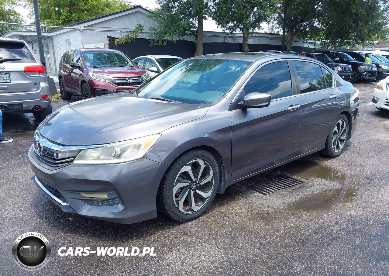 HONDA ACCORD VIN:1HGCR2F86GA050435 - 2