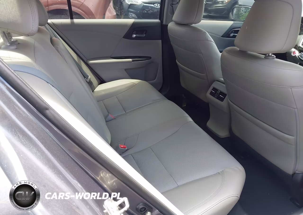 HONDA ACCORD VIN:1HGCR2F86GA050435 - 8
