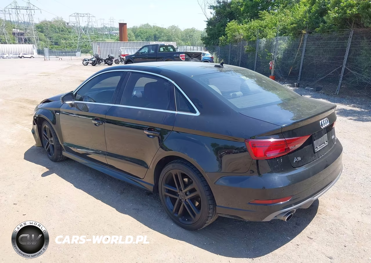 2017 Audi A3 2.0T Premium VIN:WAUJ8GFF5H1044886 - 3