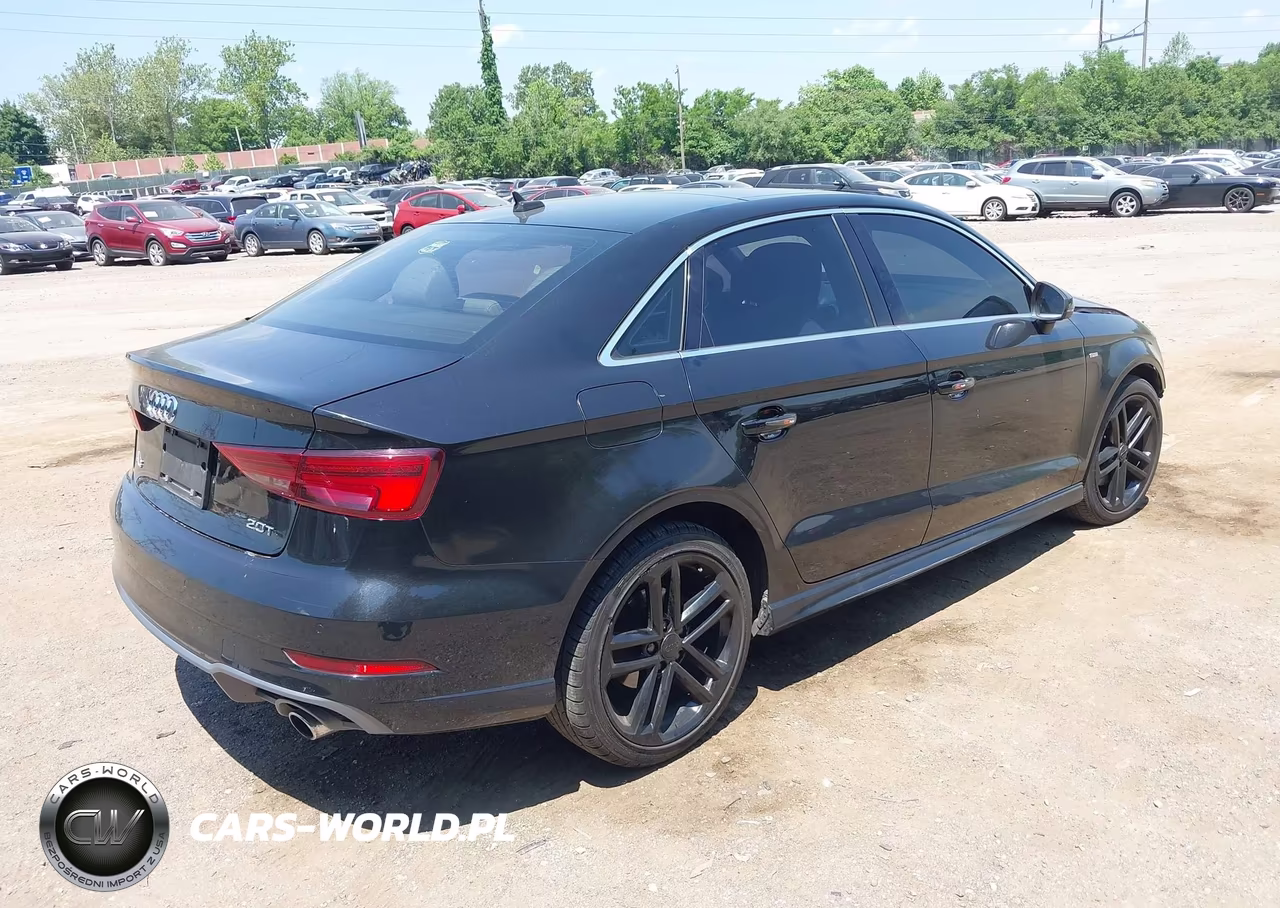 2017 Audi A3 2.0T Premium VIN:WAUJ8GFF5H1044886 - 4