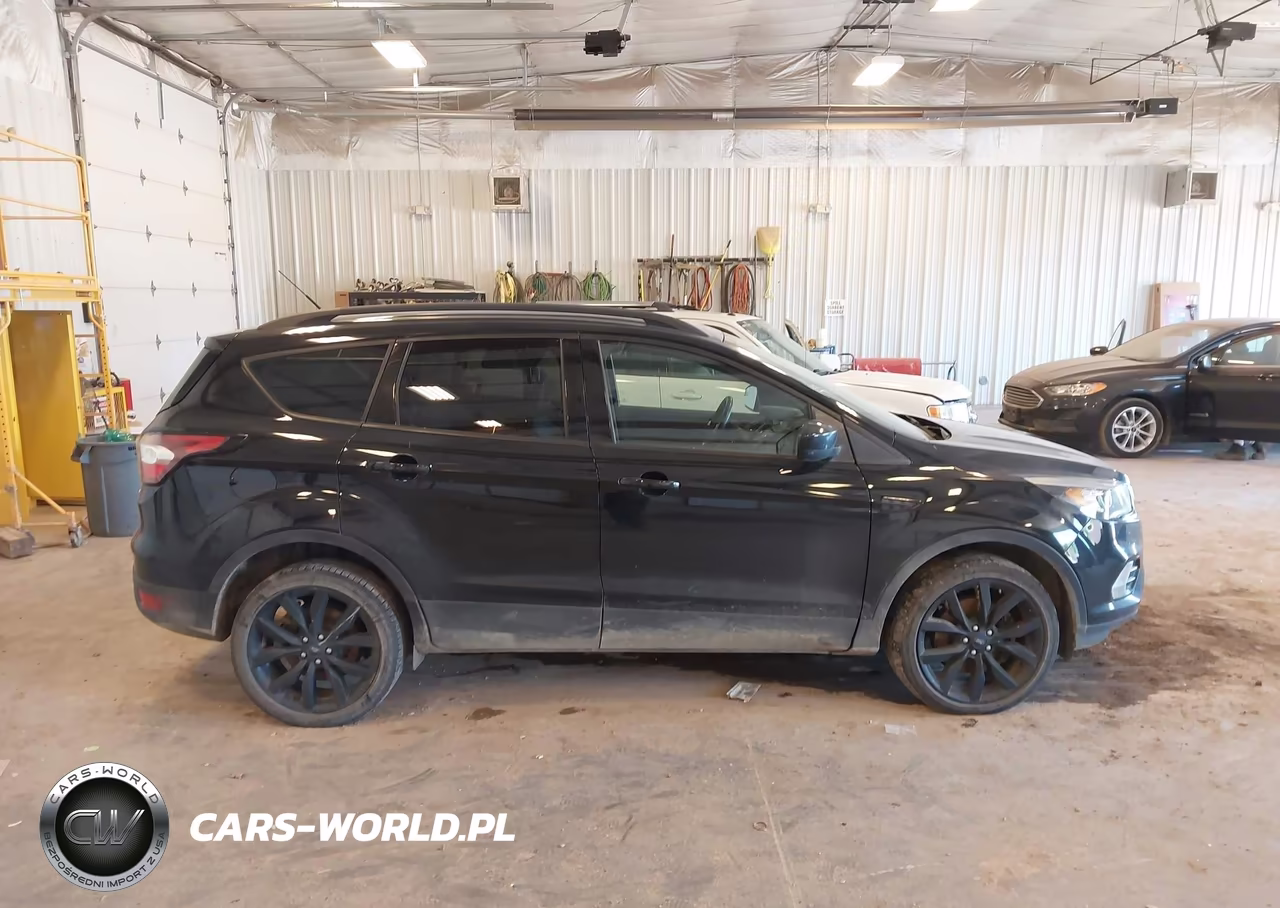 2018 Ford Escape Se VIN:1FMCU9GD3JUD18814 - 13