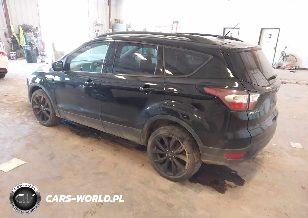 2018 Ford Escape Se VIN:1FMCU9GD3JUD18814 - 3