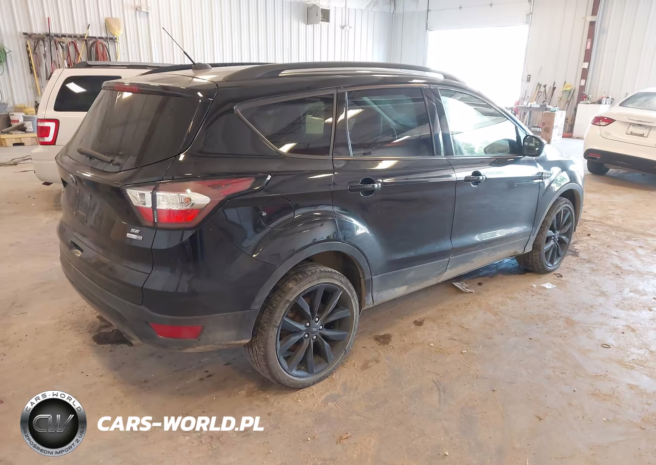 2018 Ford Escape Se VIN:1FMCU9GD3JUD18814 - 4
