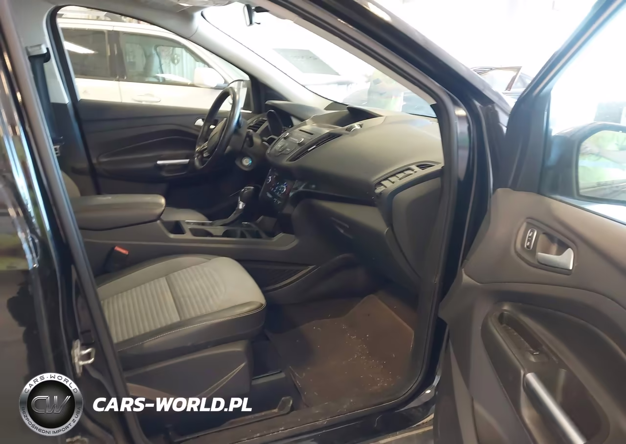 2018 Ford Escape Se VIN:1FMCU9GD3JUD18814 - 5