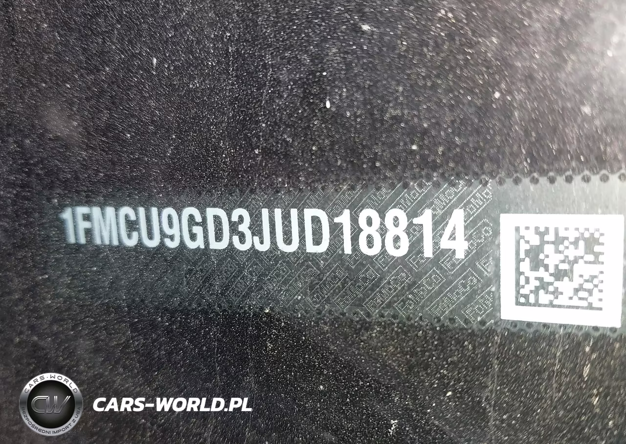 2018 Ford Escape Se VIN:1FMCU9GD3JUD18814 - 9