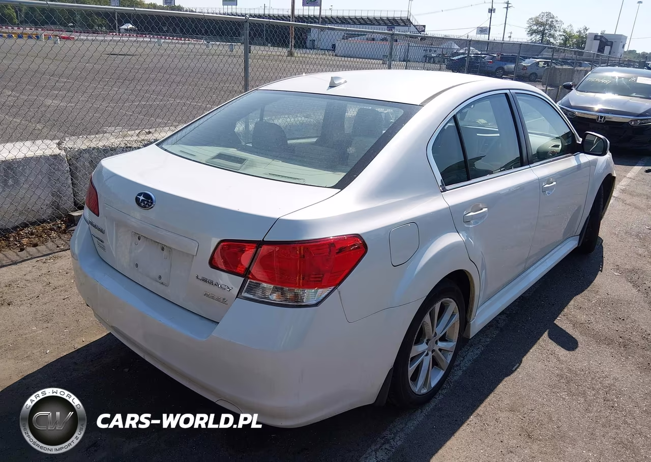 2014 Subaru Legacy 2.5I Premium VIN:4S3BMBC62E3007501 - 4
