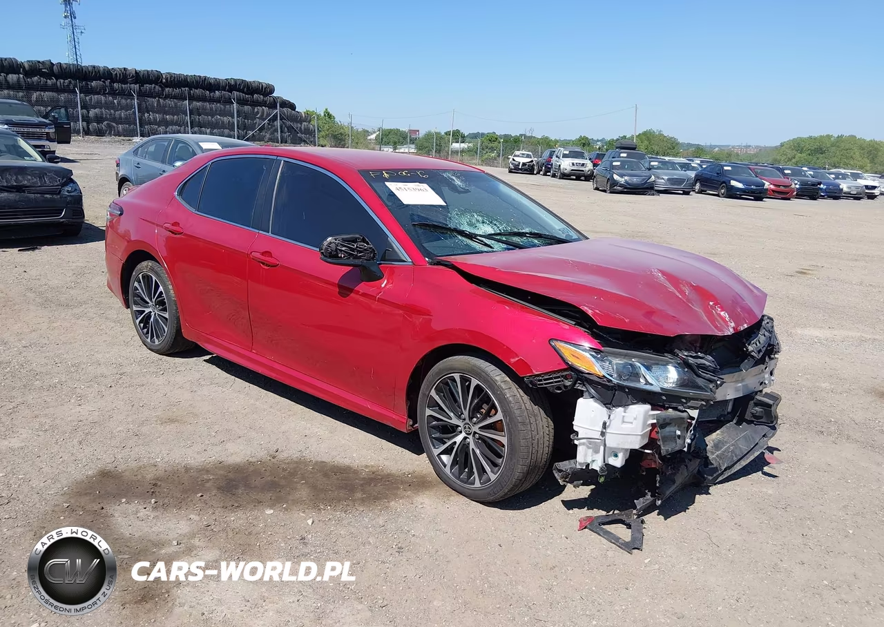 2020 Toyota Camry Se – zdjęcie 1 z 17