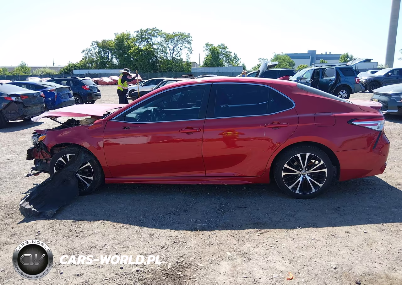 2020 Toyota Camry Se VIN:4T1G11AK0LU390883 - 15