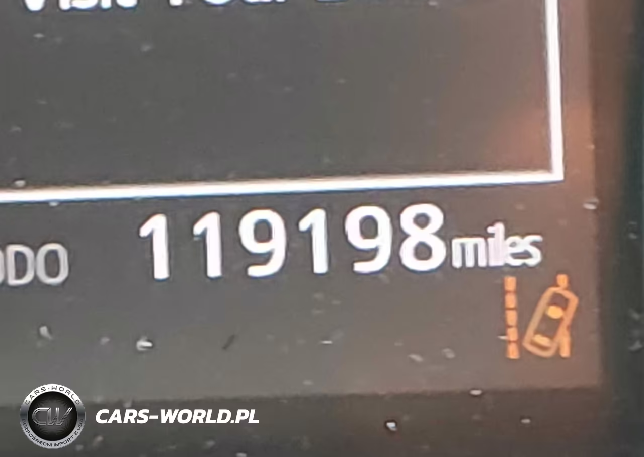 2020 Toyota Camry Se VIN:4T1G11AK0LU390883 - 16