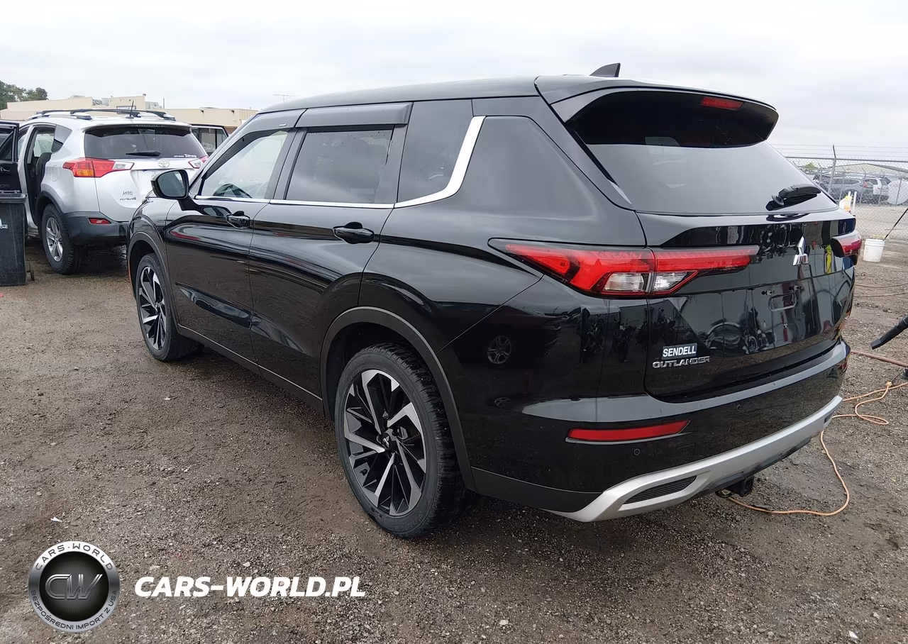 2022 Mitsubishi Outlander Black Edition S-Awc-Se 2.5 S-Awc-Se Launch Edition S-Awc VIN:JA4J4UA82NZ051629 - 3