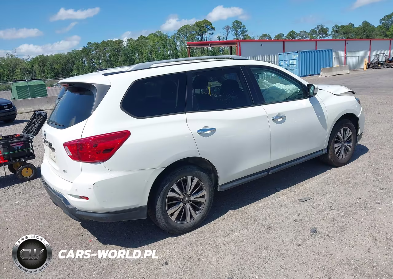 2017 Nissan Pathfinder Sv VIN:5N1DR2MN1HC682451 - 4