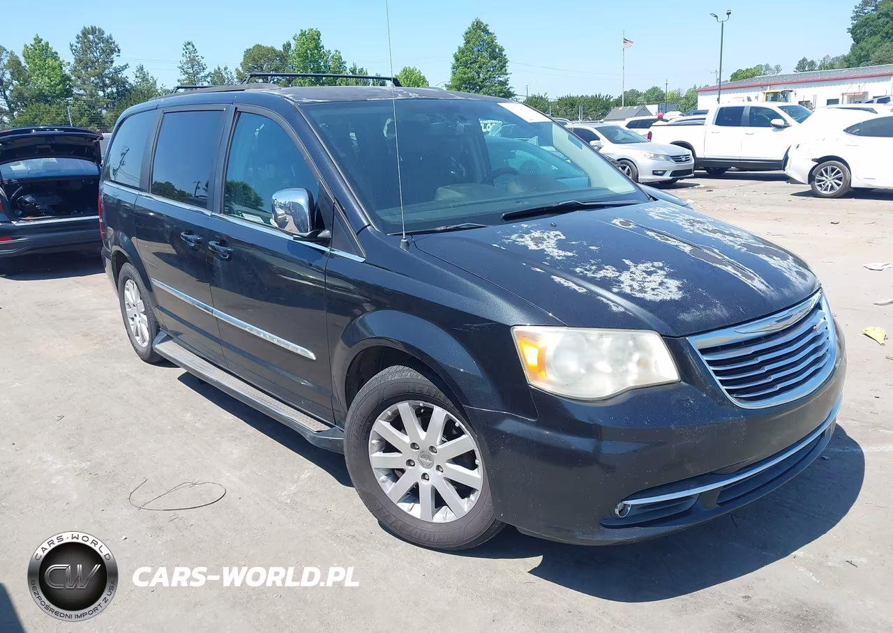 2011 Chrysler Town & Country Touring-L