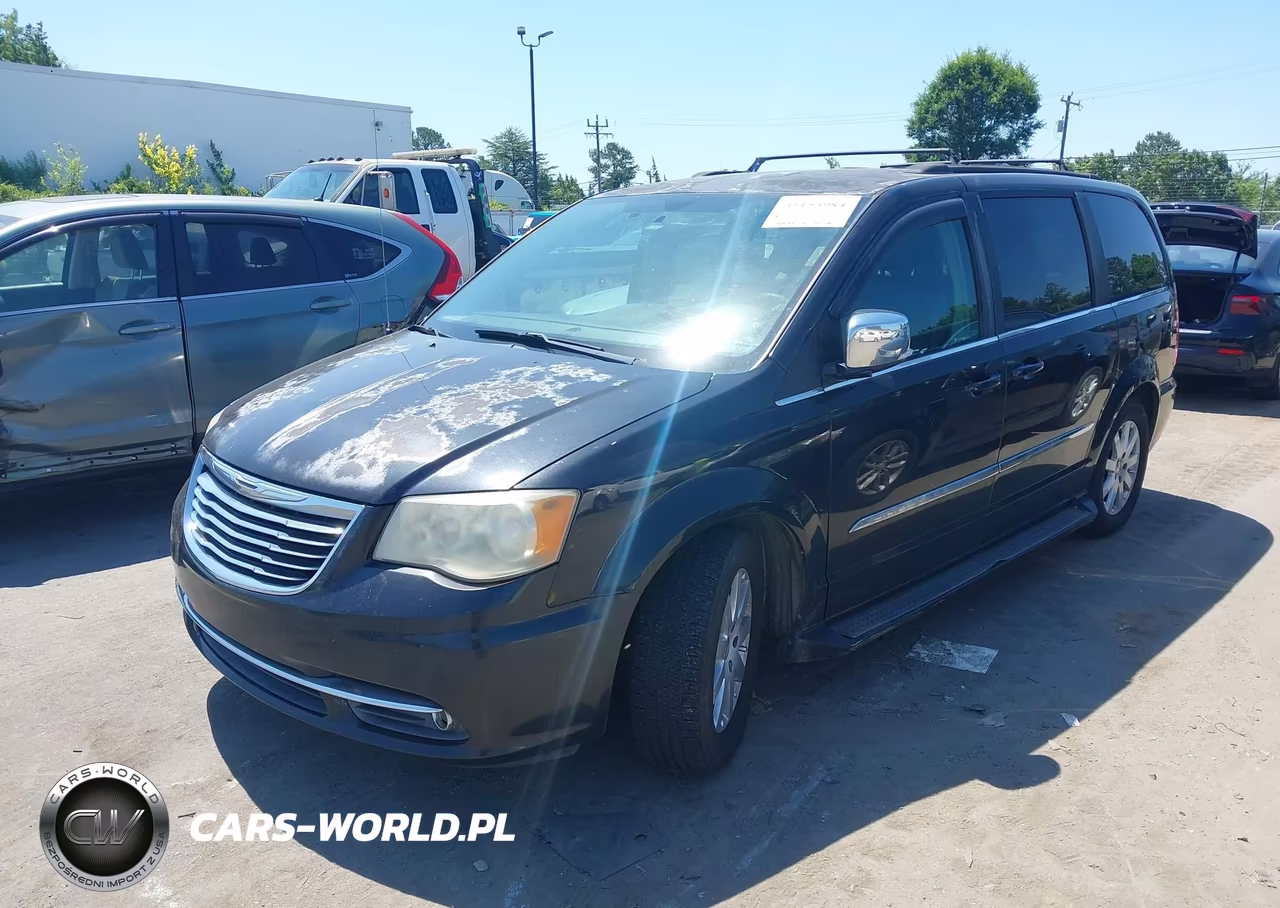 2011 Chrysler Town & Country Touring-L VIN:2A4RR8DG9BR624823 - 2