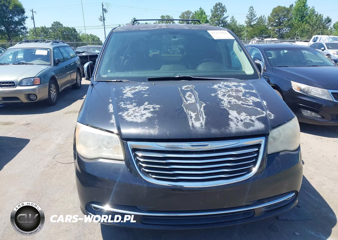 2011 Chrysler Town & Country Touring-L VIN:2A4RR8DG9BR624823 - 6