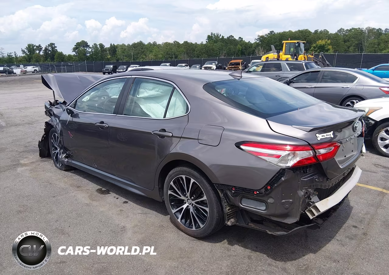 2020 Toyota Camry Se VIN:4T1G11AK6LU859751 - 3