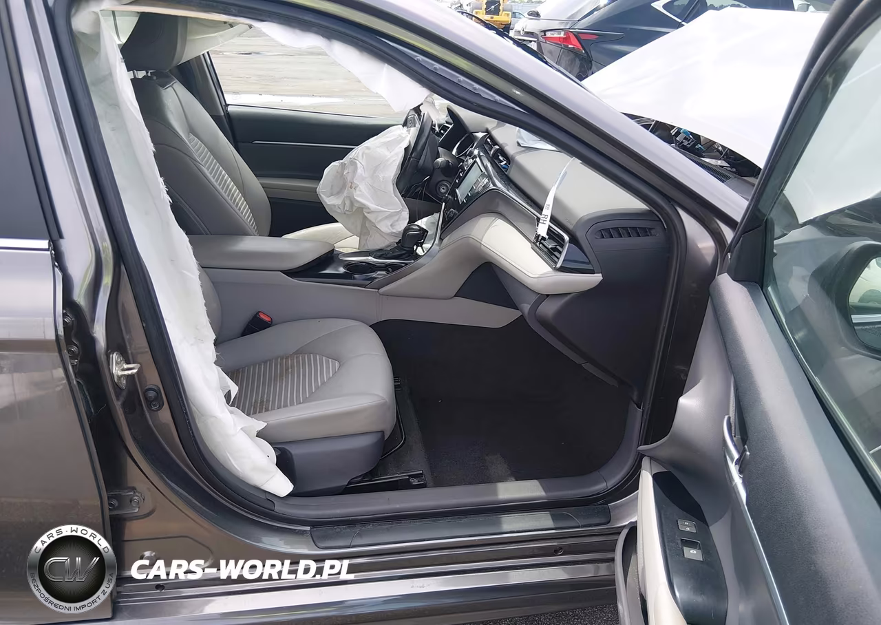 2020 Toyota Camry Se VIN:4T1G11AK6LU859751 - 5
