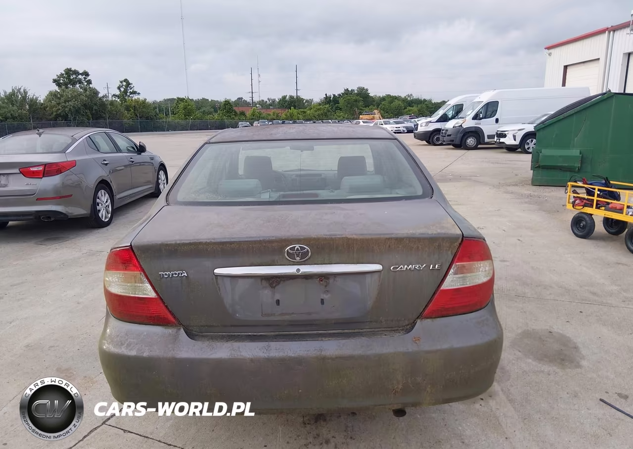 2003 Toyota Camry Le VIN:4T1BE32K43U739228 - 12