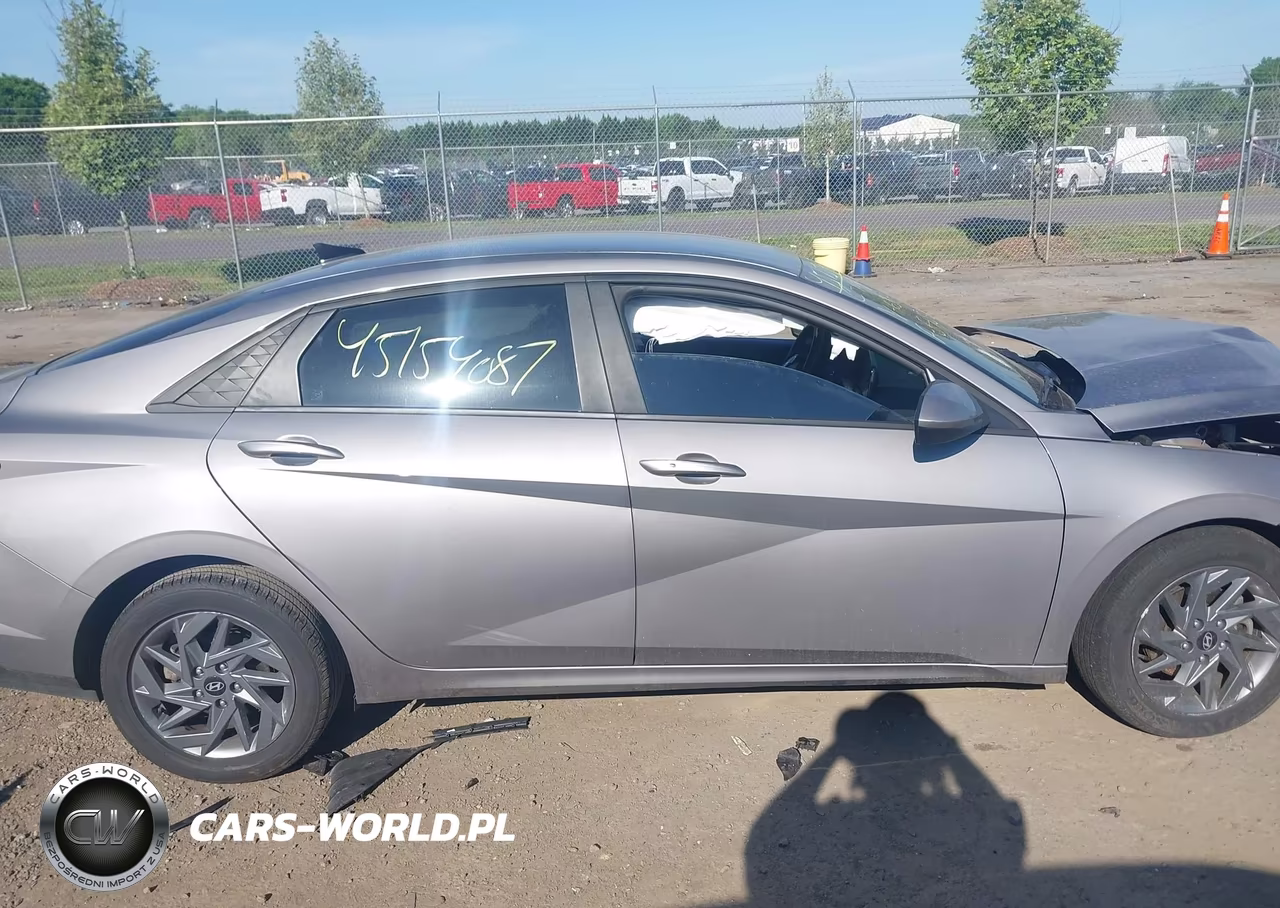 2024 Hyundai Elantra Sel VIN:KMHLM4DG4RU638303 - 13