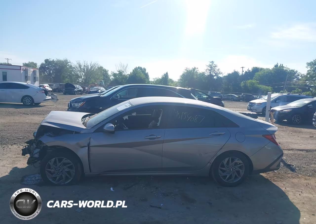 2024 Hyundai Elantra Sel VIN:KMHLM4DG4RU638303 - 14