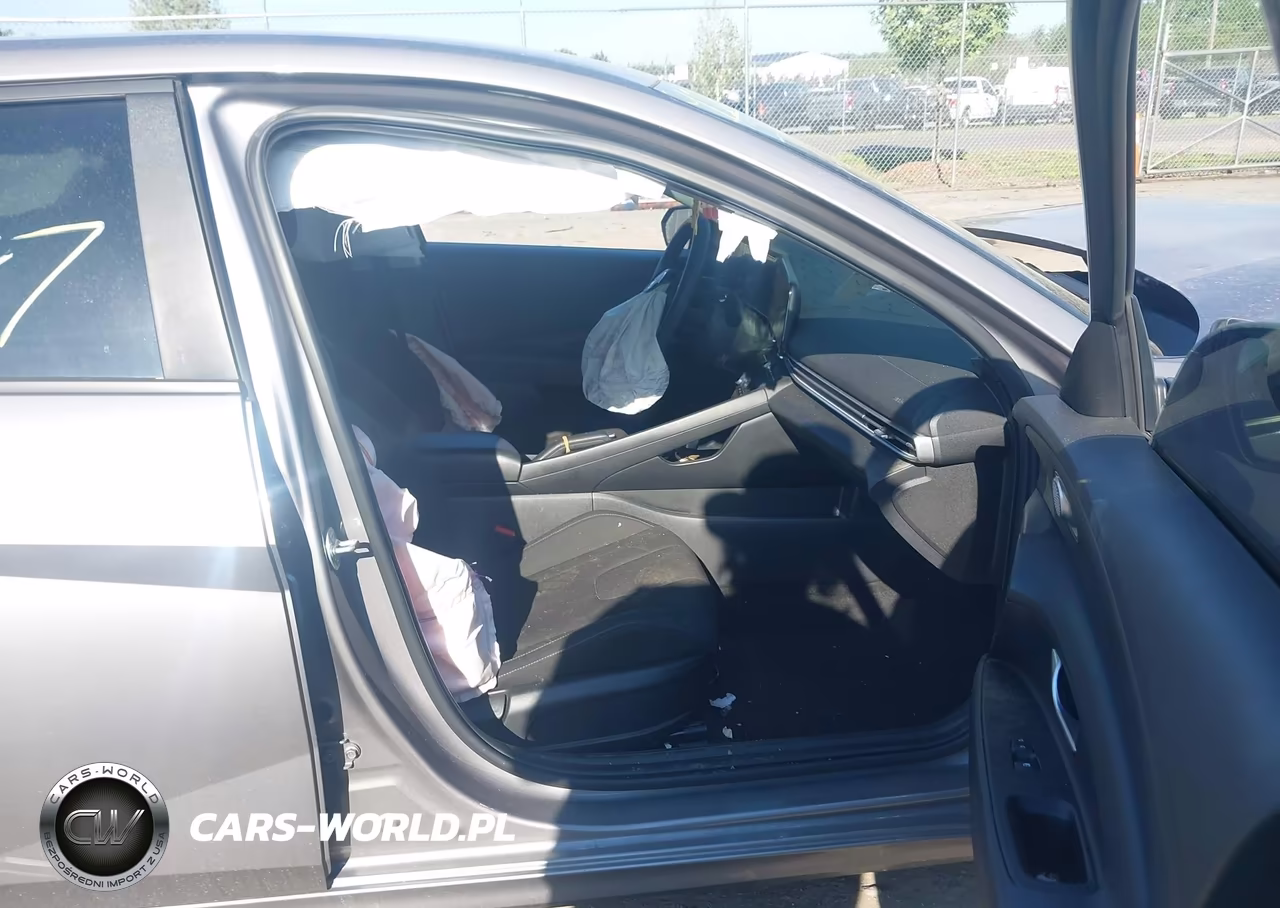 2024 Hyundai Elantra Sel VIN:KMHLM4DG4RU638303 - 5