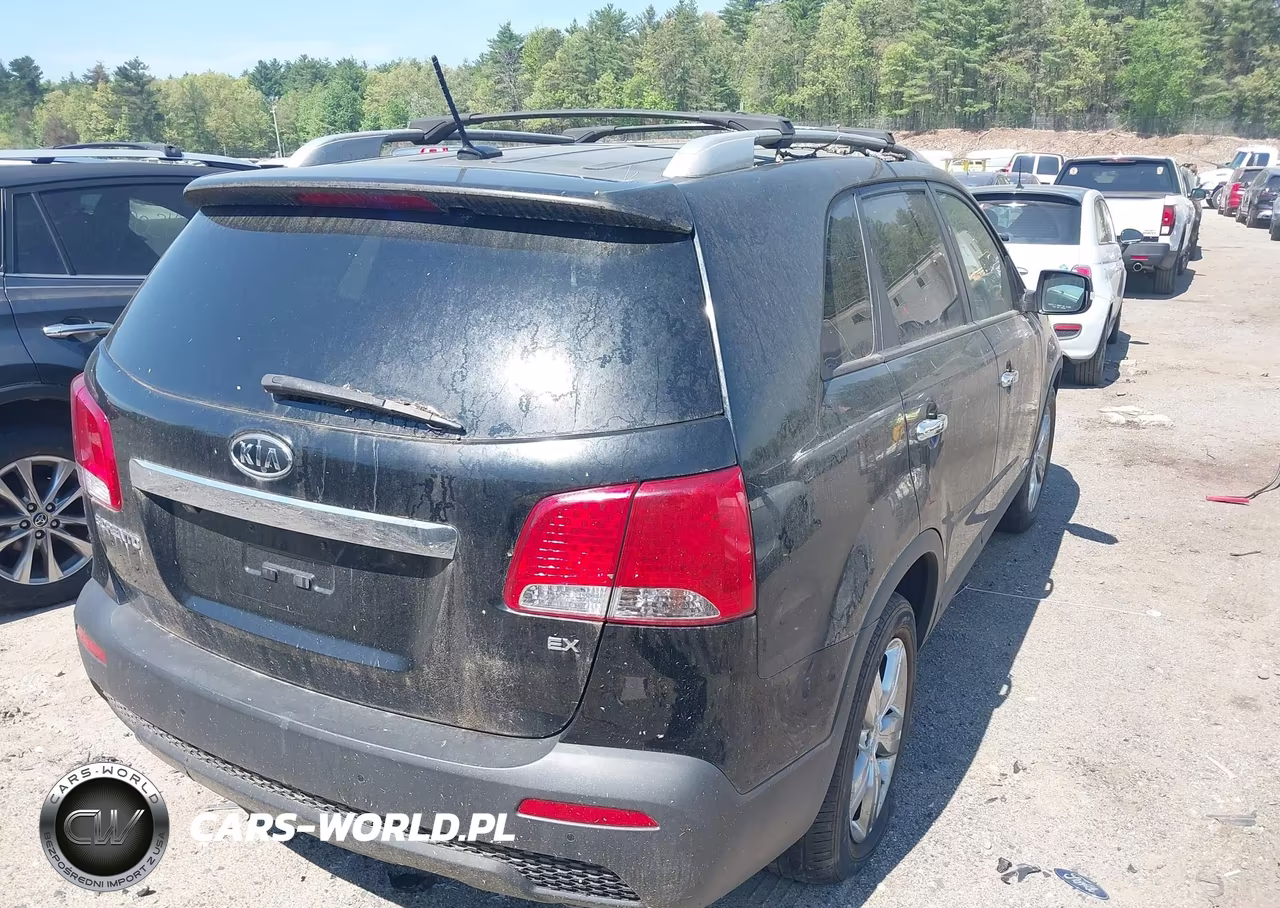 2012 Kia Sorento Ex VIN:5XYKUDA60CG277639 - 4