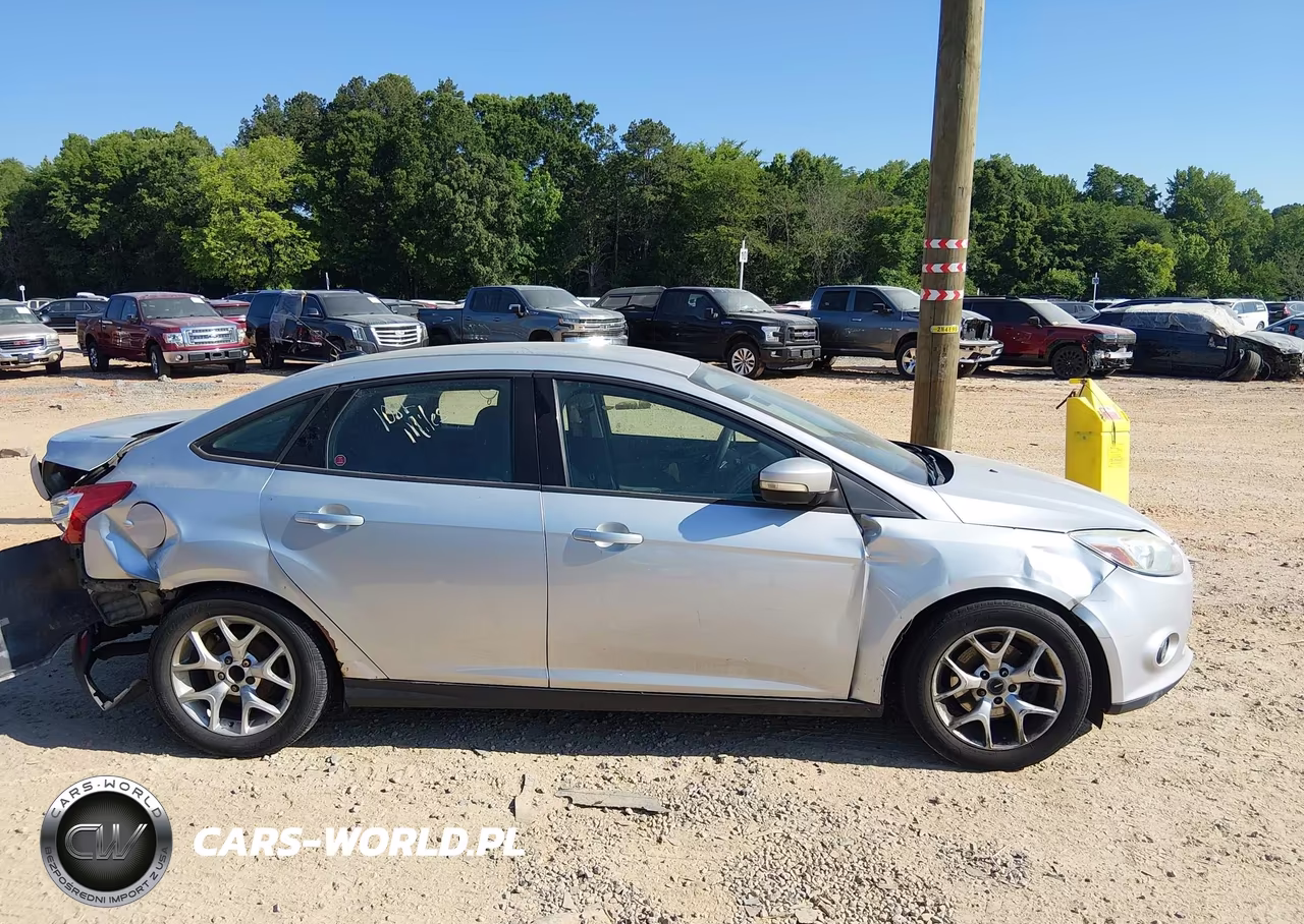 2014 Ford Focus Se VIN:1FADP3F29EL394200 - 13