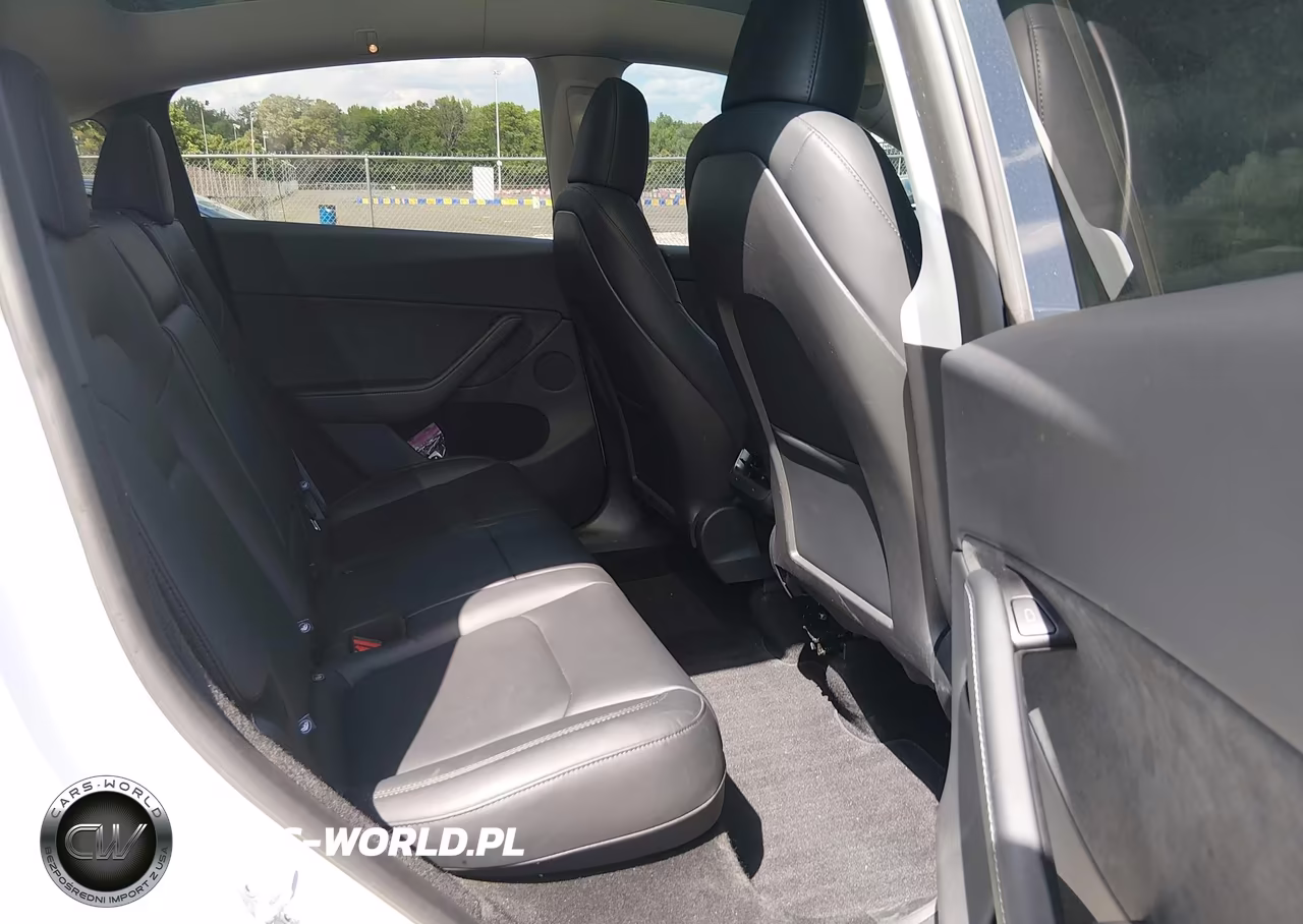 2024 Tesla Model Y Long Range Dual Motor All-Wheel Drive VIN:7SAYGDEE0RA332223 - 8