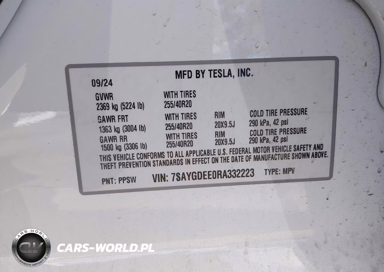 2024 Tesla Model Y Long Range Dual Motor All-Wheel Drive VIN:7SAYGDEE0RA332223 - 9