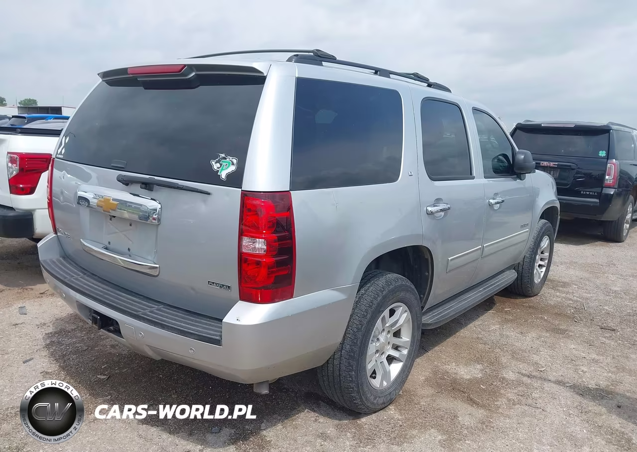 2012 Chevrolet Tahoe Lt VIN:1GNSCBE00CR142277 - 4