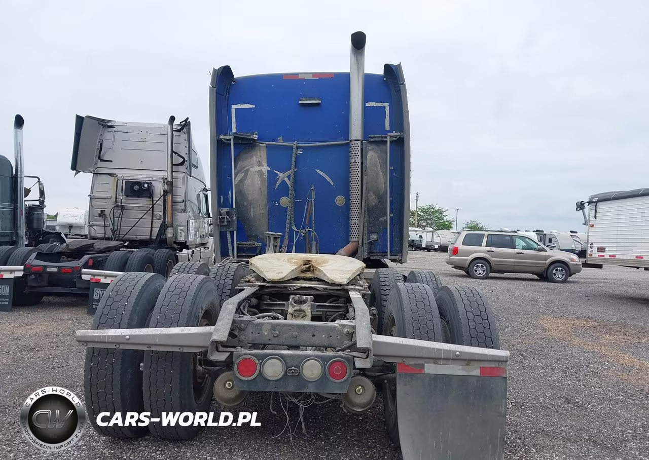 2005 Kenworth Construction T2000 VIN:1XKTDU9X65J110016 - 16