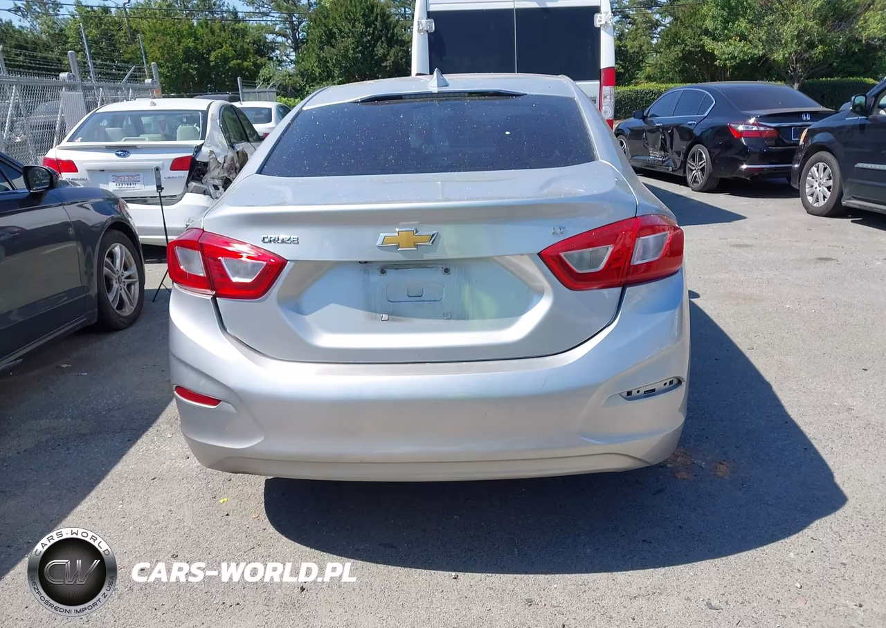 2018 Chevrolet Cruze Lt Auto VIN:1G1BE5SM7J7105725 - 16