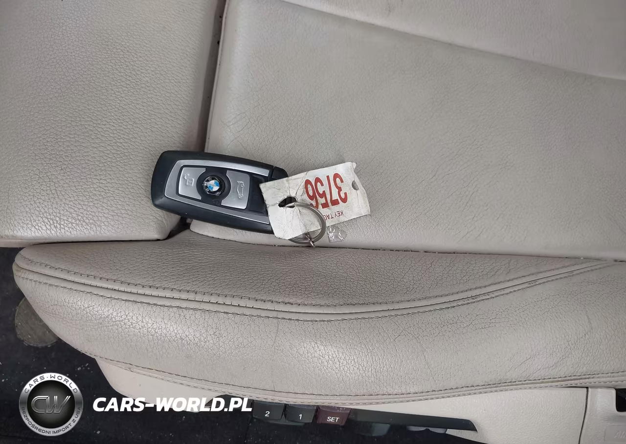 2015 BMW 320I xDrive VIN:WBA3C3G59FNT52848 - 11