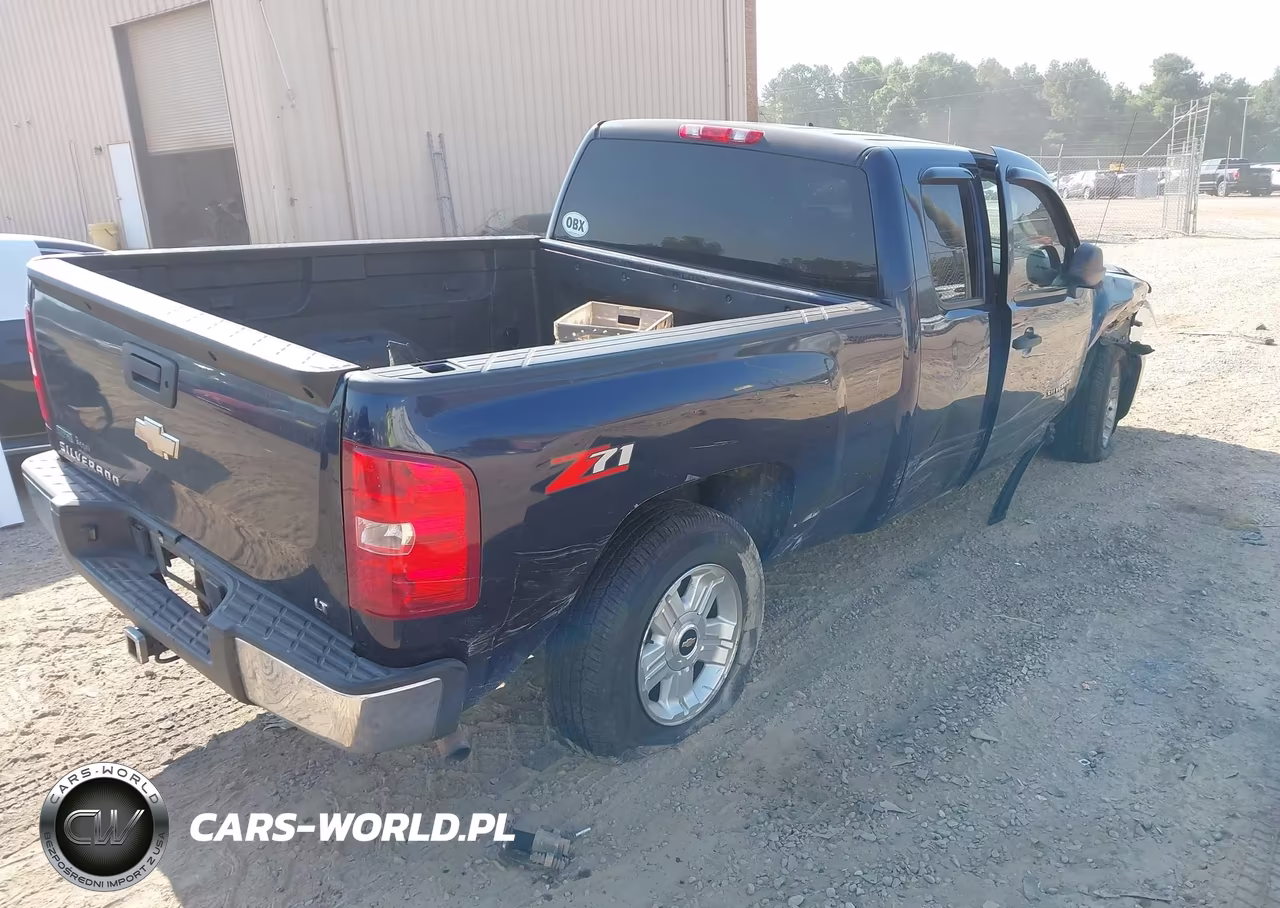 2011 Chevrolet Silverado 1500 Lt VIN:1GCRCSE05BZ168606 - 4