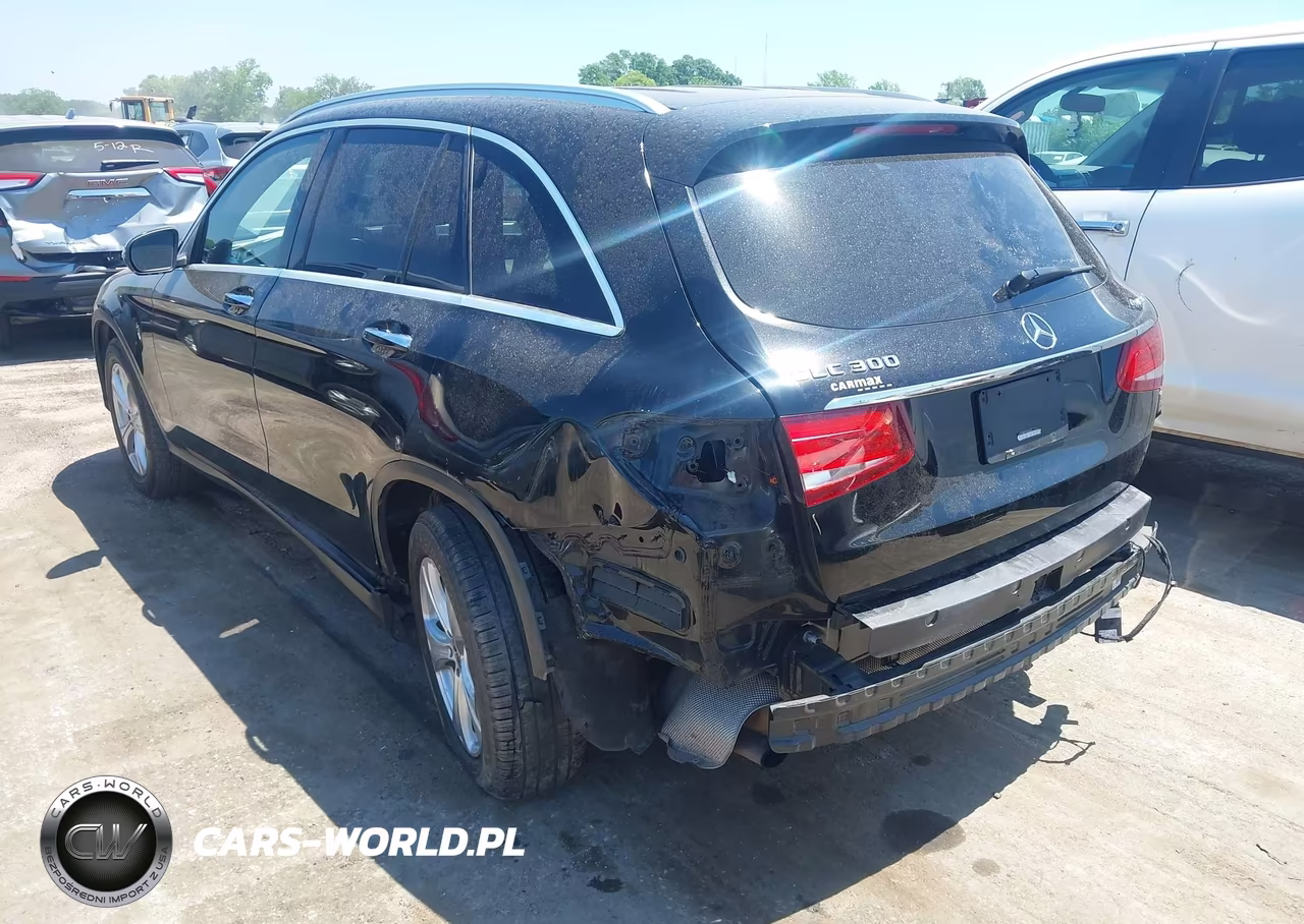 2018 Mercedes-Benz Glc 300 4Matic VIN:WDC0G4KB7JF469533 - 3