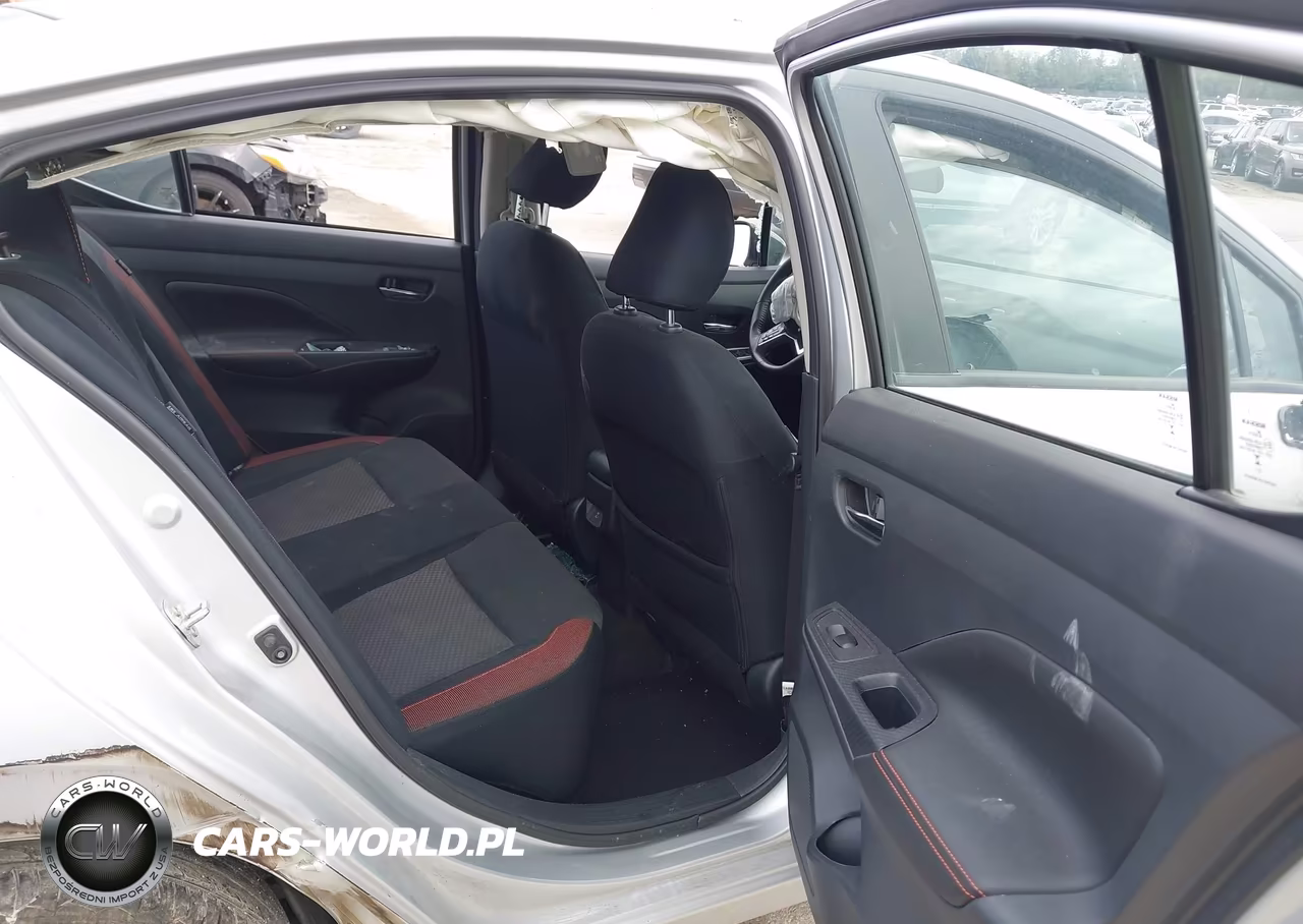 2024 Nissan Versa 1.6 Sr VIN:3N1CN8FVXRL857123 - 8