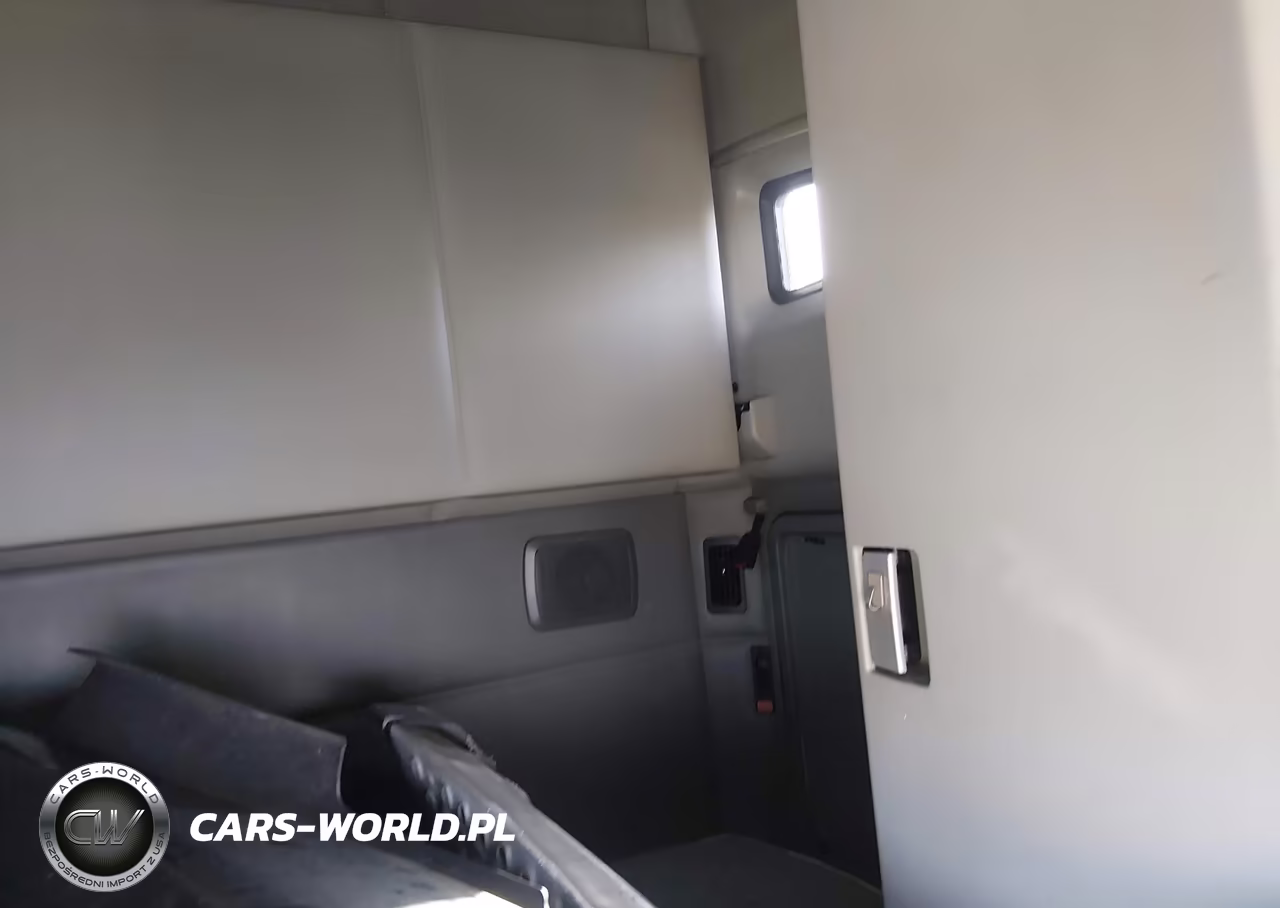 2021 Kenworth T680 VIN:1XKYD49X5MJ462539 - 12