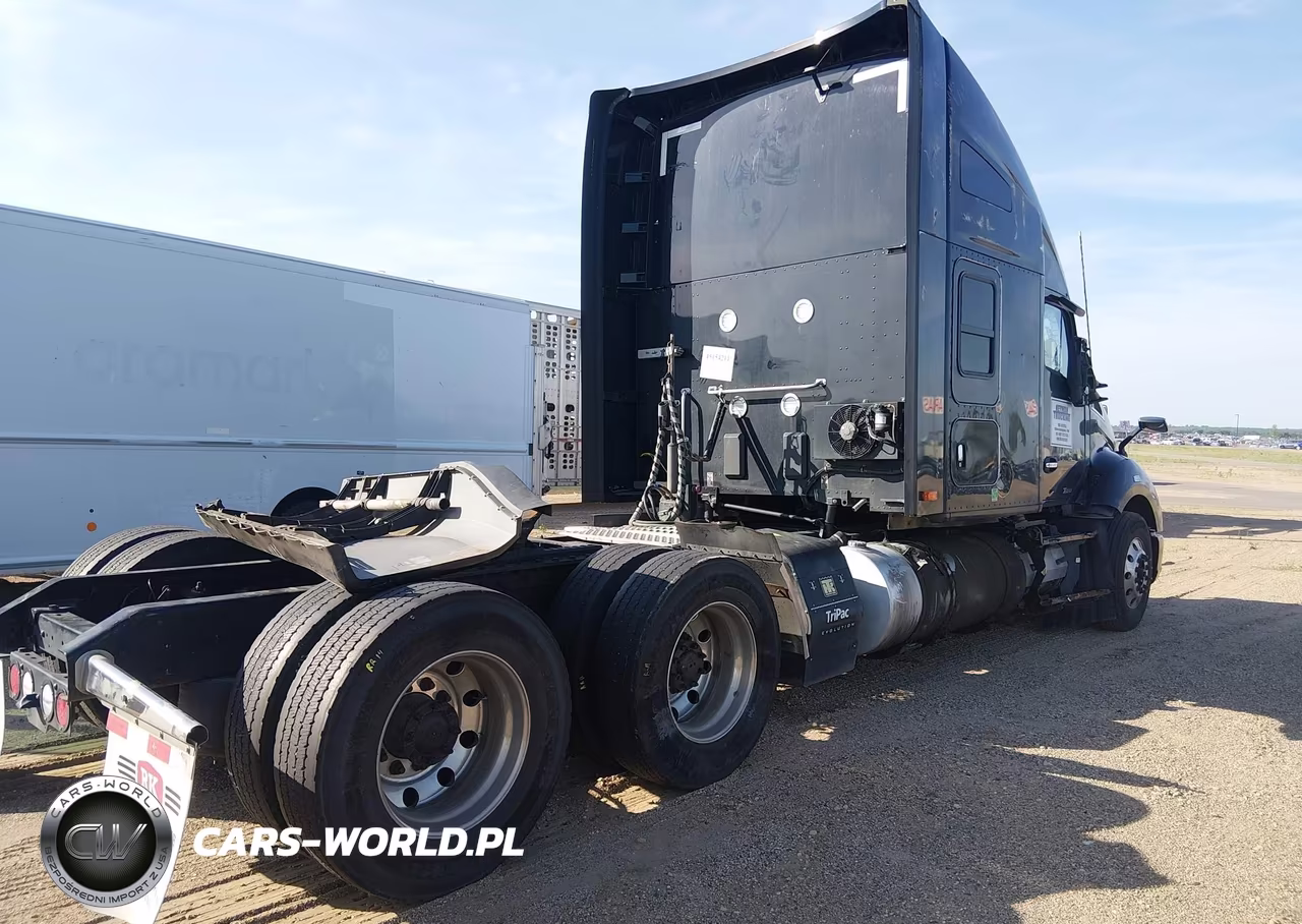 2021 Kenworth T680 VIN:1XKYD49X5MJ462539 - 4