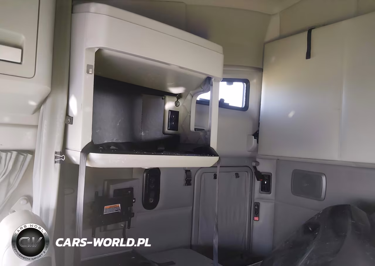 2021 Kenworth T680 VIN:1XKYD49X5MJ462539 - 6