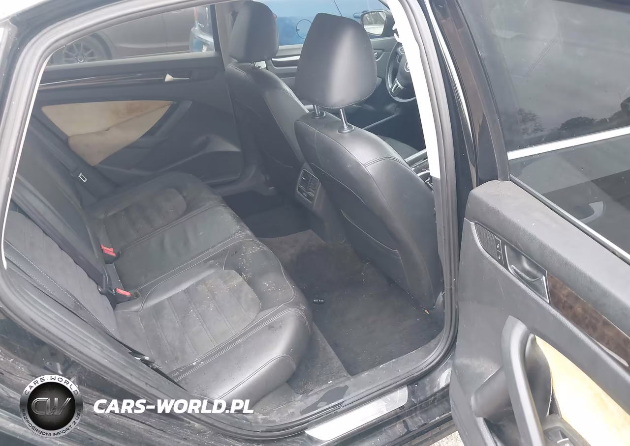 2014 Volkswagen Passat 2.0L Tdi Sel Premium VIN:1VWCN7A3XEC092625 - 8