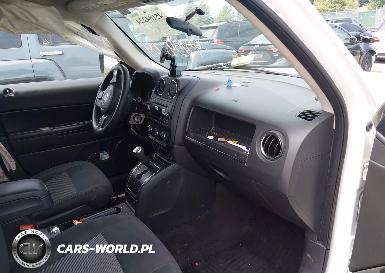 2015 Jeep Patriot Sport VIN:1C4NJRBB3FD411996 - 5