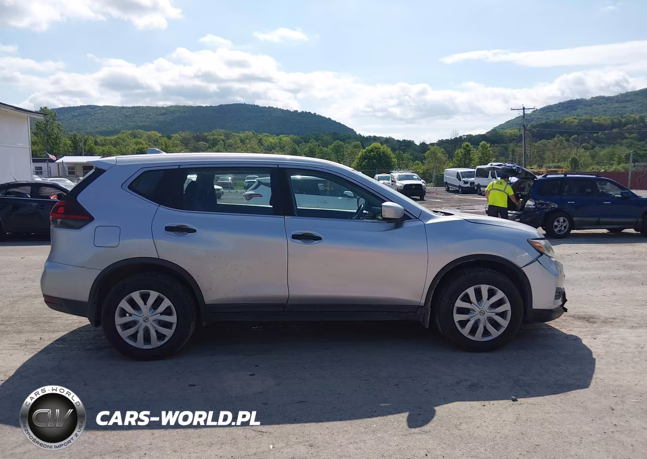 2018 Nissan Rogue S VIN:KNMAT2MV7JP574987 - 13