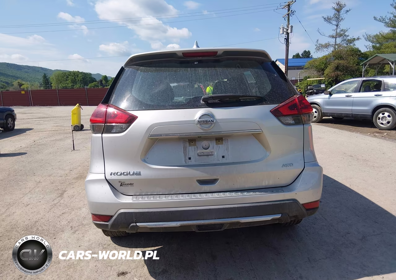 2018 Nissan Rogue S VIN:KNMAT2MV7JP574987 - 16