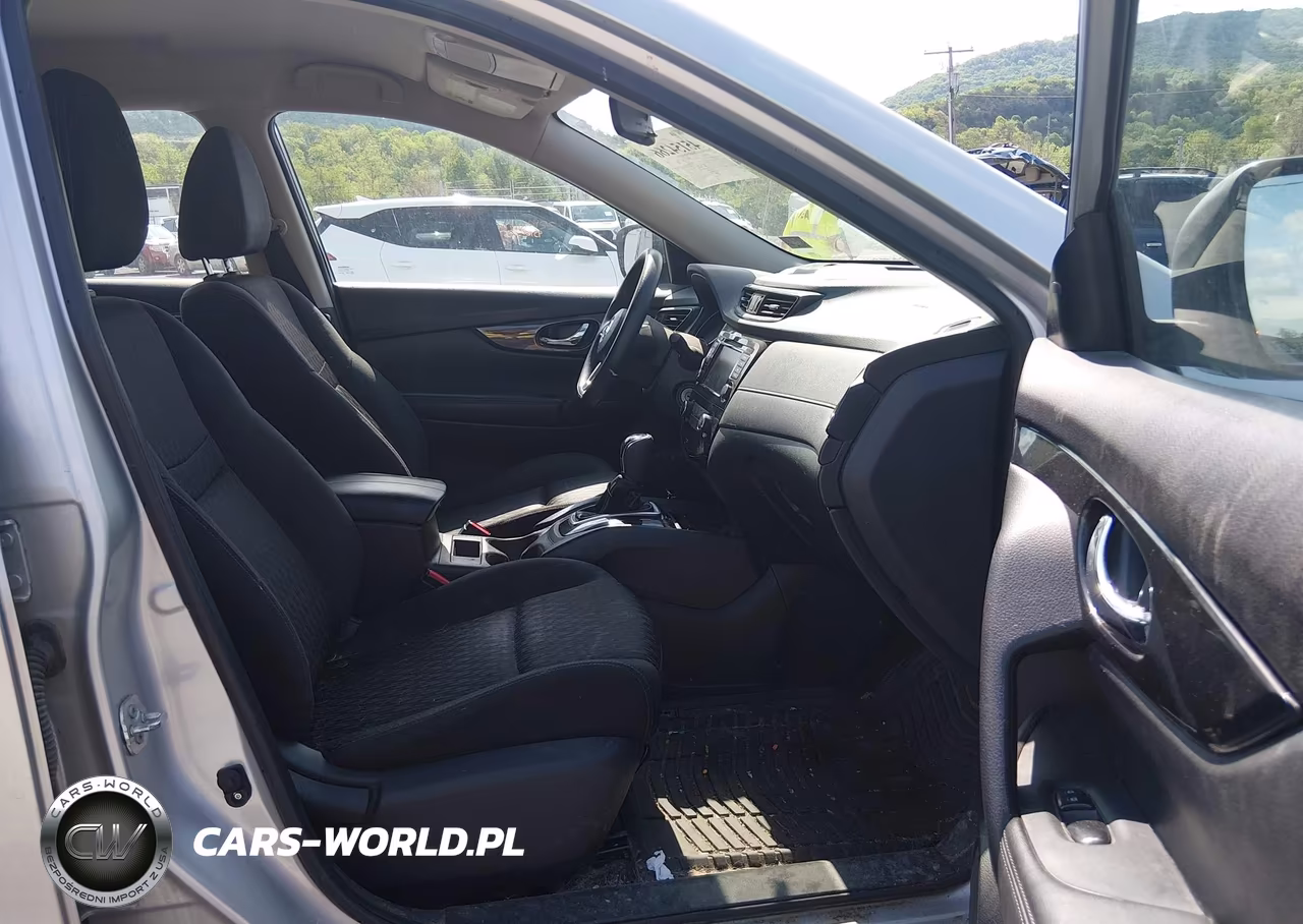 2018 Nissan Rogue S VIN:KNMAT2MV7JP574987 - 5