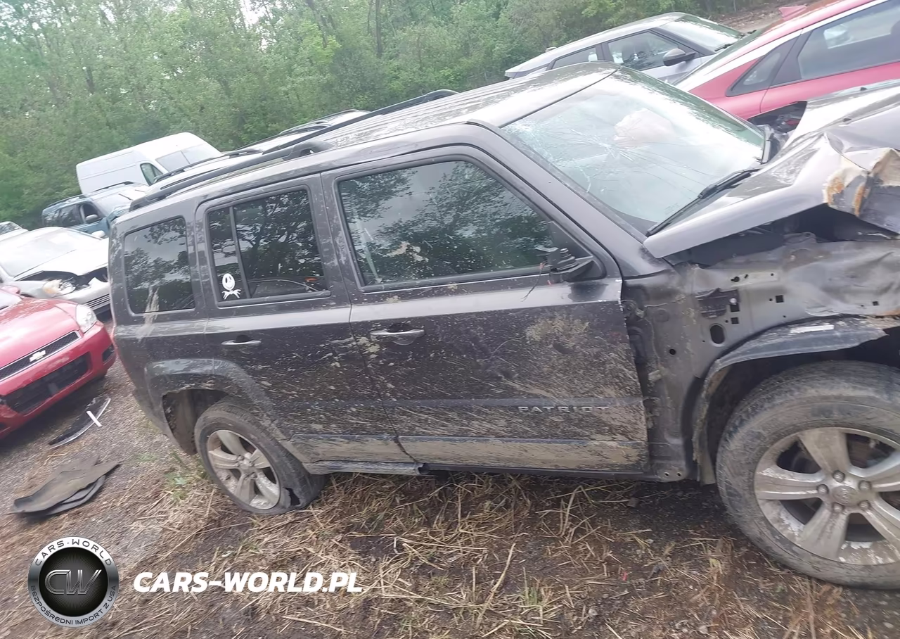 2014 Jeep Patriot Sport VIN:1C4NJRBB6ED892700 - 14