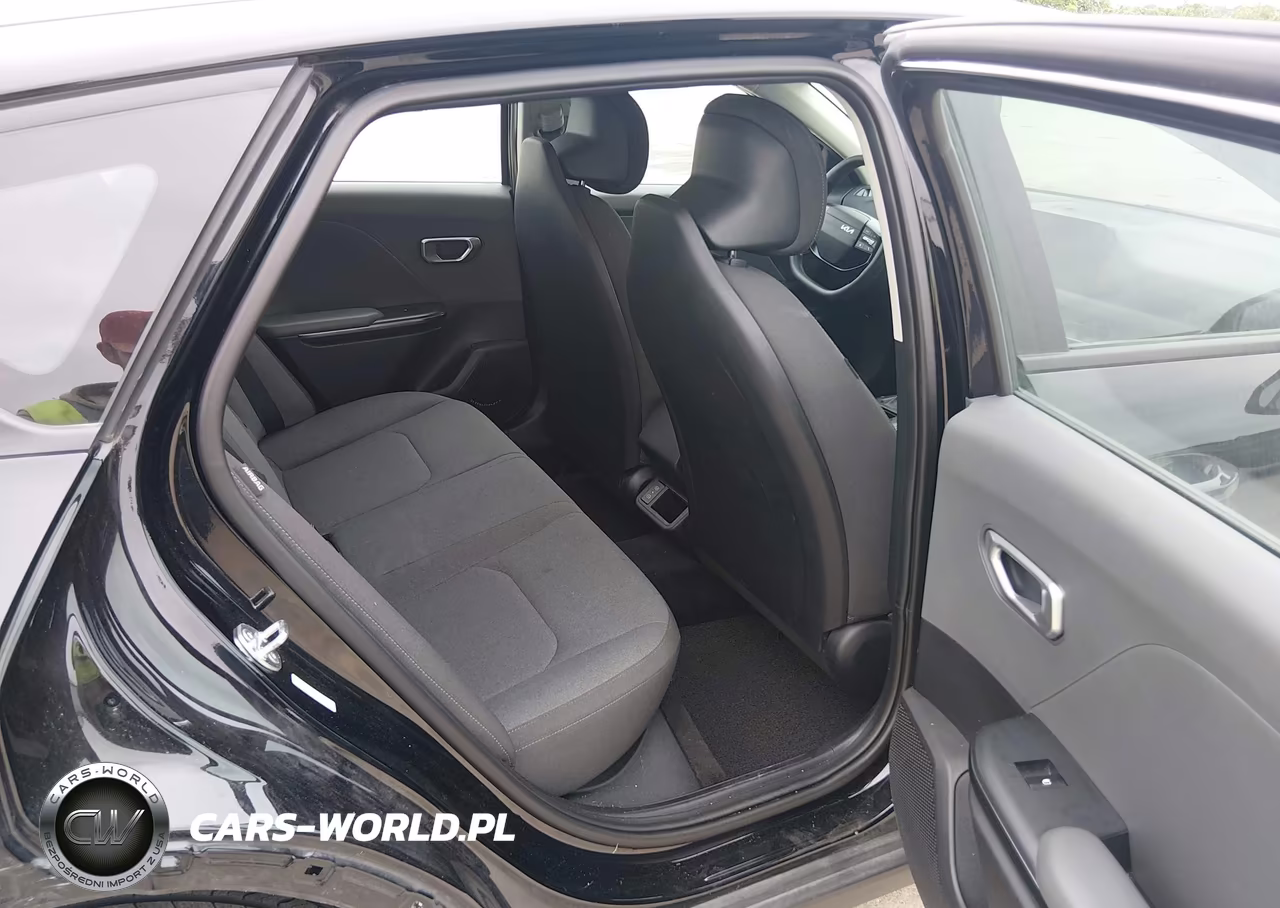 2025 Kia K4 Lx VIN:3KPFT4DE2SE003779 - 8
